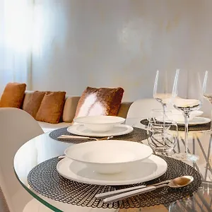 1881 Luxury Apartment